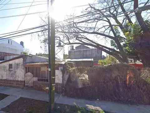 Joaquin V Gonzalez 680