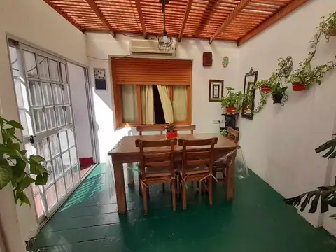 Depto Tipo Casa en Venta de 5 ambientes