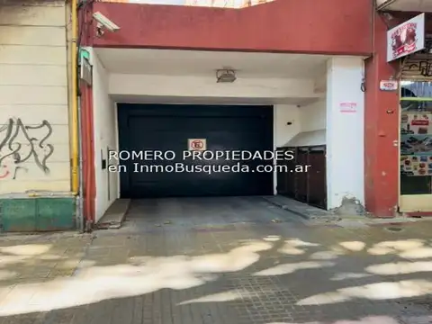 Cochera en Venta, Bajo Edificio, Rampa Fija, Porton Automatico, La Plata