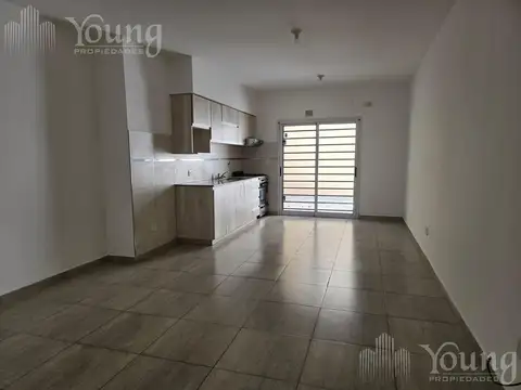 Depto Tipo Casa en Alquiler en Quilmes, $ 700.000