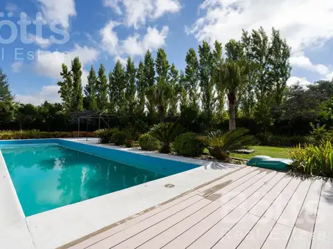 Casa en Venta en Cortines, USD 345.000