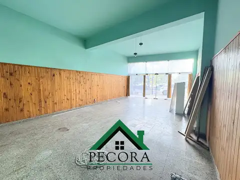 Local con deposito - Av. San Martin 959 - Belen de Escobar
