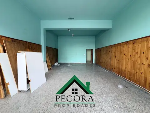 Local con deposito - Av. San Martin 959 - Belen de EscobarLocal con deposito - Av. San Martin 959 - Belen de Escobar