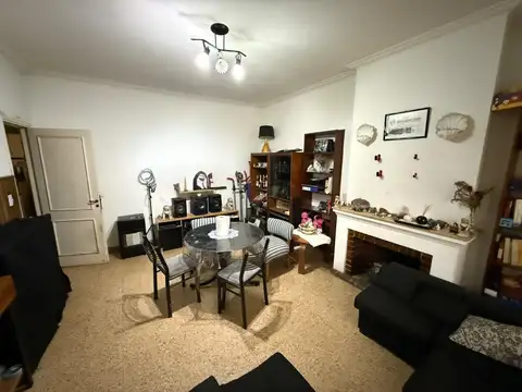 Casa de 3 amb. con pileta
