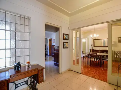 Depto Tipo Casa en Venta de 6 ambientes