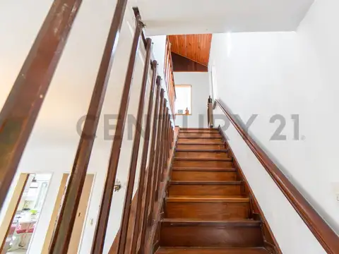 Casa 3 ambientes con 2 baños