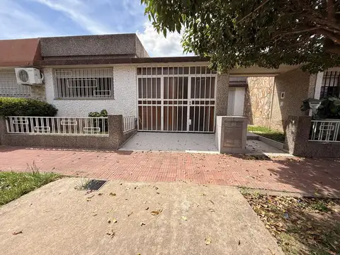 Ugarte al 1100