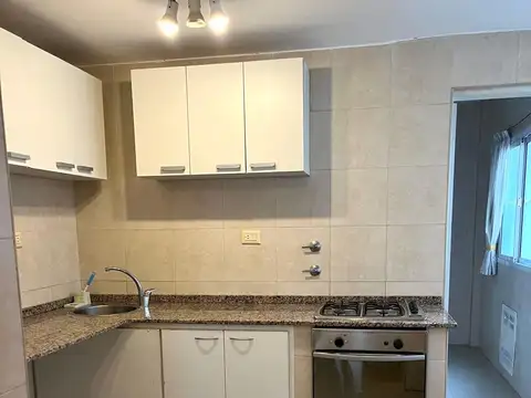 Departamento 4 ambientes con 2 baños