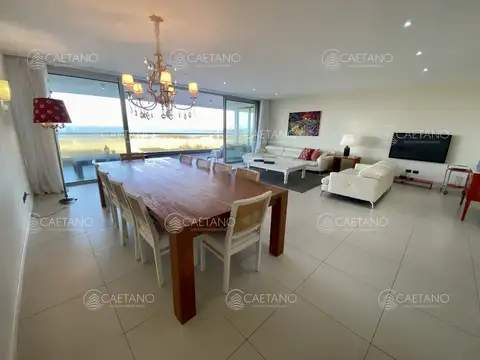 Departamento en Alquiler Temporal en Playa Brava, USD 55.000
