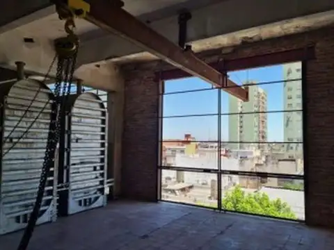 Galpon en Alquiler 25  mts Fondo