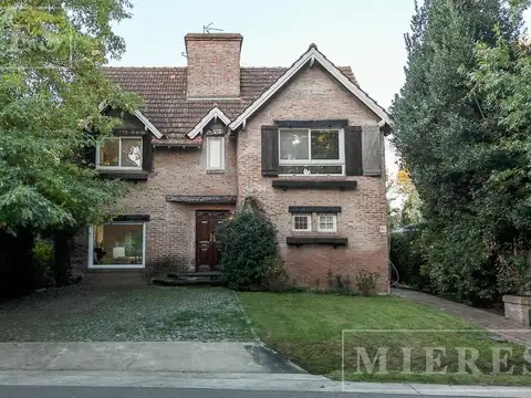 Casa en venta en Olivos Golf Club