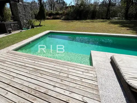 Casa 4 ambientes con 4 baños