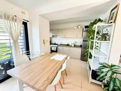 Departamento en Alquiler con 1 cocheras