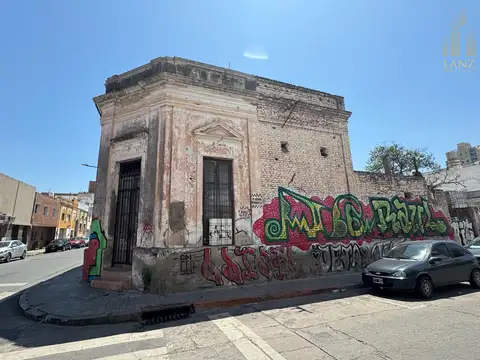 Terreno en Venta en Alberdi, USD 200.000