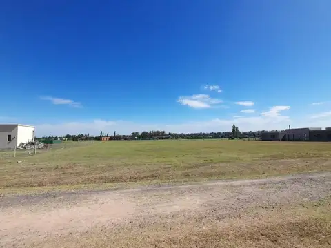 Av. Domingo Fernandez Beschted  s/n