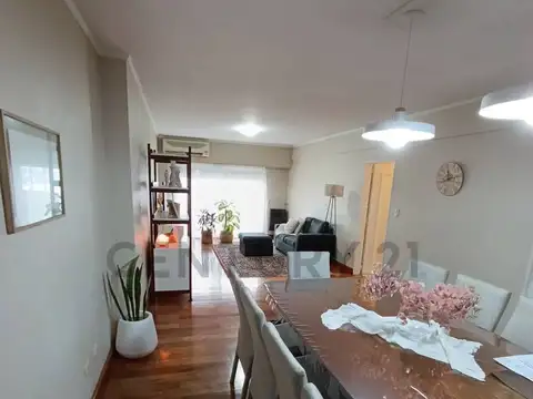 Departamento en Venta de 6 ambientes