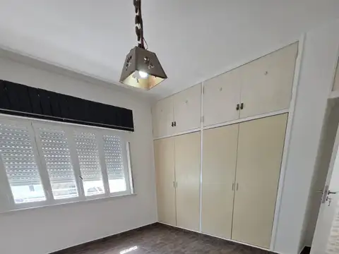 Casa en Alquiler en Liniers, $ 900.000