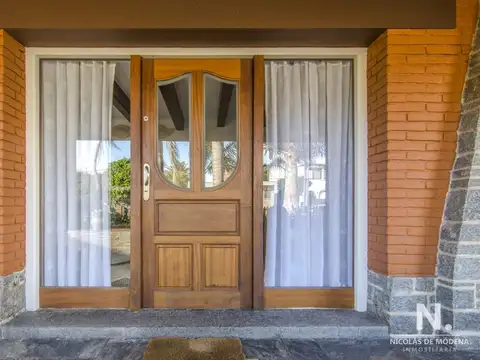 Casa en Venta en Península, USD 1.250.000