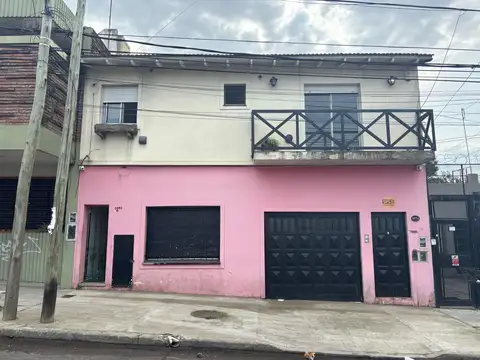 Casa multifamiliar