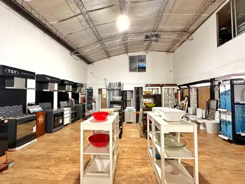 Lisandro De La Torre 200