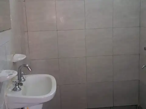 Dpto Monoambiente.apto para 1 sola persona.