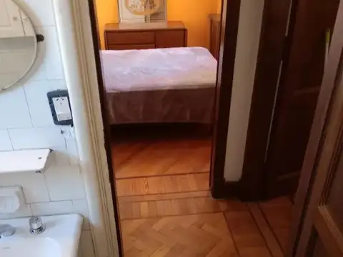 Tacuarí 400, Piso 6