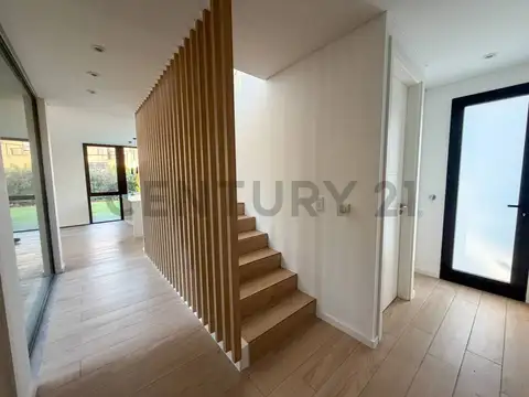Casa en Venta en Ayres Plaza, USD 595.000