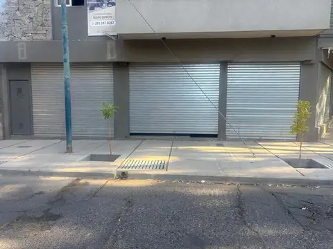 Local en Alquiler en Godoy Cruz, $ 470.000