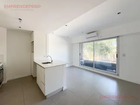 2 Ambientes en Chiclana al 3075  - 1er piso