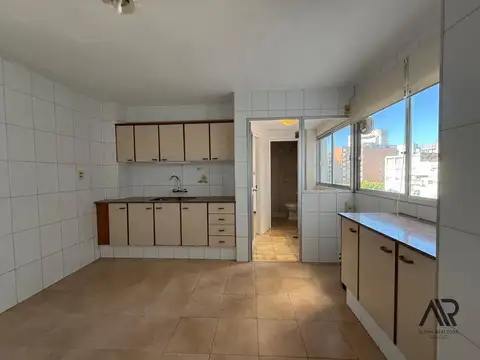 Departamento en Venta de 4 dormitorios