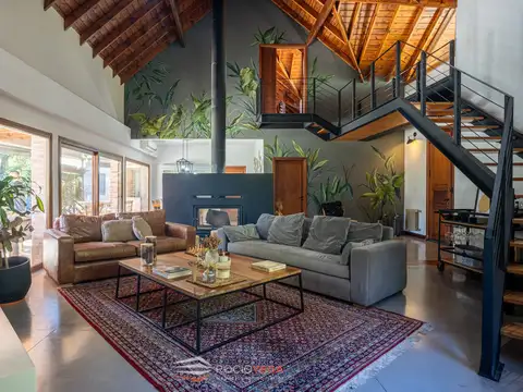 Casa en Alquiler de 3 dormitorios