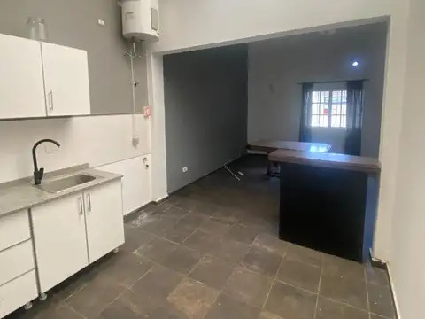 PH  2 AMB. Grande - Planta  Baja, Ituzaingo