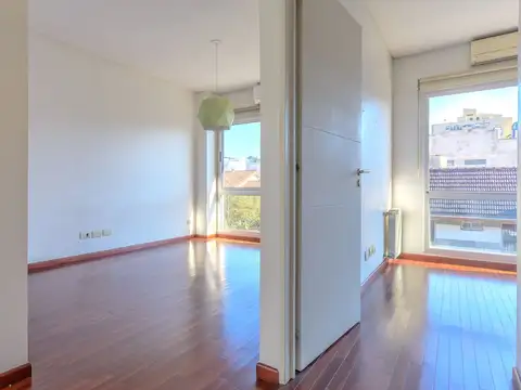 Depto Tipo Casa en Venta con 1 cocheras