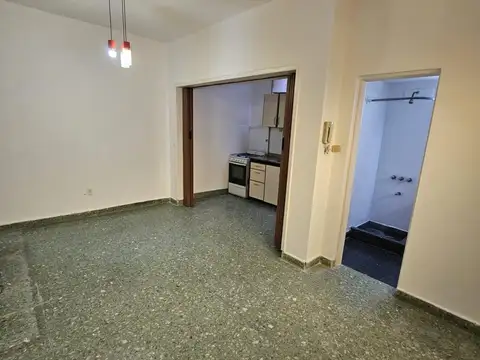 Depto Tipo Casa en Venta de 2 ambientes