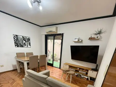 Adolfo P Carranza 2800, Piso PBJ