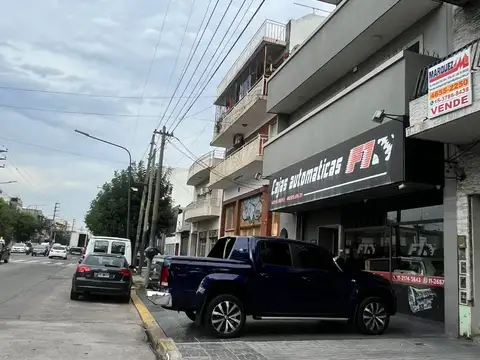 Grl Igr Enrique Mosconi 800, Piso 2