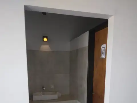 David Covarrubias S/N° (frente a la comisaría de Villa Dolores) 100