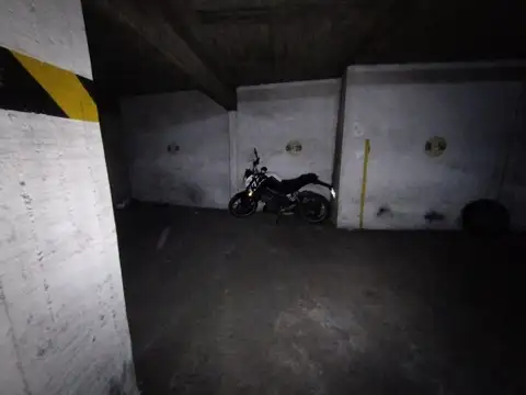 Venta cochera Corrrientes 1700 oportunidad