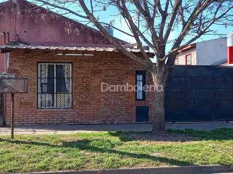 Casa  en Venta en Moreno