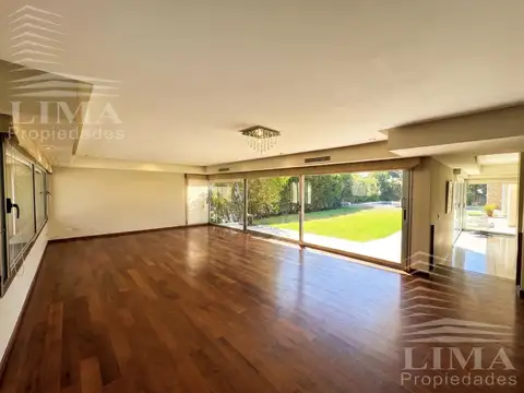Casa en Venta en Funes, USD 880.000