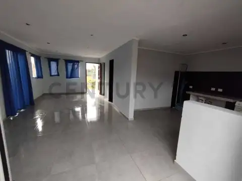 19 bis e/ 666 y 667 , Piso 0