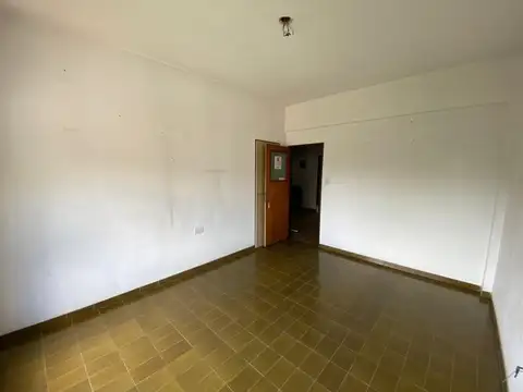 Oficina en Alquiler en Merlo, $ 160.000