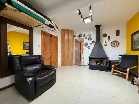 Avenida Ramón Anador 3500