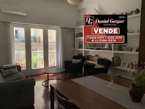 VENTA – IMPORTANTE PISO DE 4 AMBIENTES – RECOLETA CENTRO