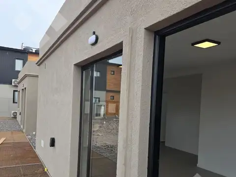 VENTA COMPLEJO DE 3 DEPARTAMENTOS de 2 dormitorios. 170m². AÑELO VACA MUERTA NEUQUÉN