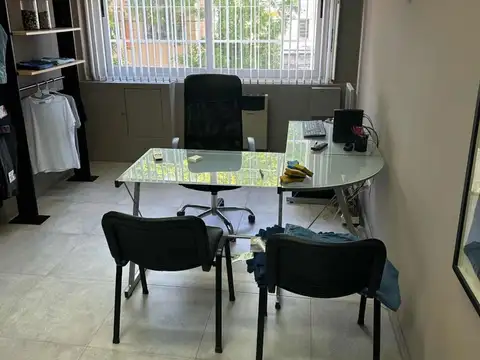 Galpon en Alquiler 1.550  mts Frente