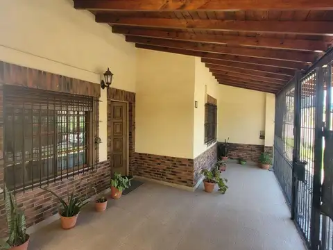 Esmeralda al 6700