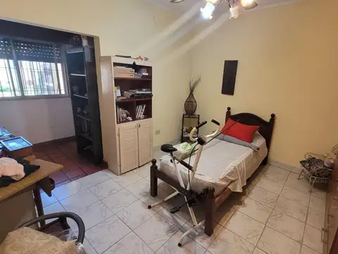 Casa 3 ambientes. | ESMERALDA 6719