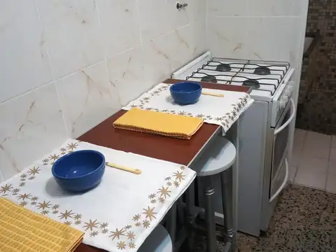 Excelente departamento de 2 ambientes. Apto profesional