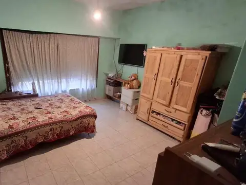 Venta Casa 5 ambientes en Villa Udaondo
